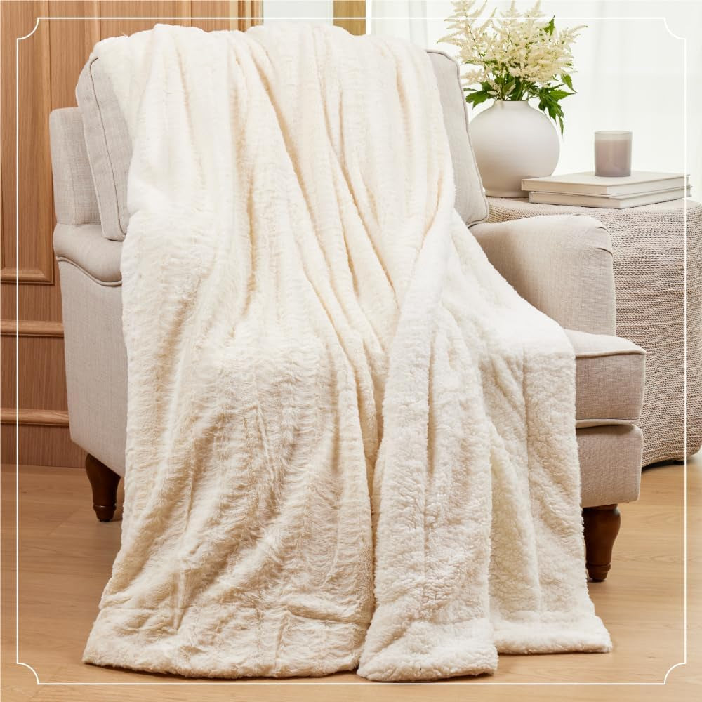 Cozy Dusty Rose Faux Fur & Sherpa Throw Blanket - Soft, Fluffy Decor for Couch & Bed, Perfect Gift for Women, 65x50 Inches