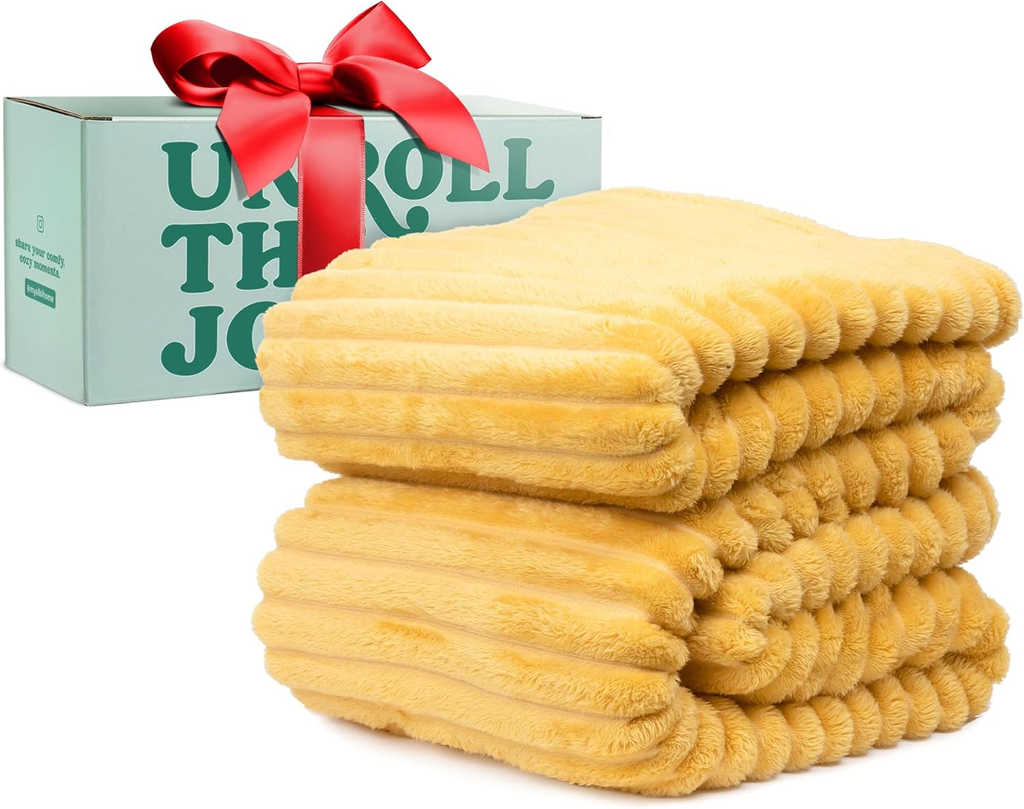 Luxurious Green Plush Throw Blanket – Cozy Soft Throw for Couch, Living Room & Bedroom