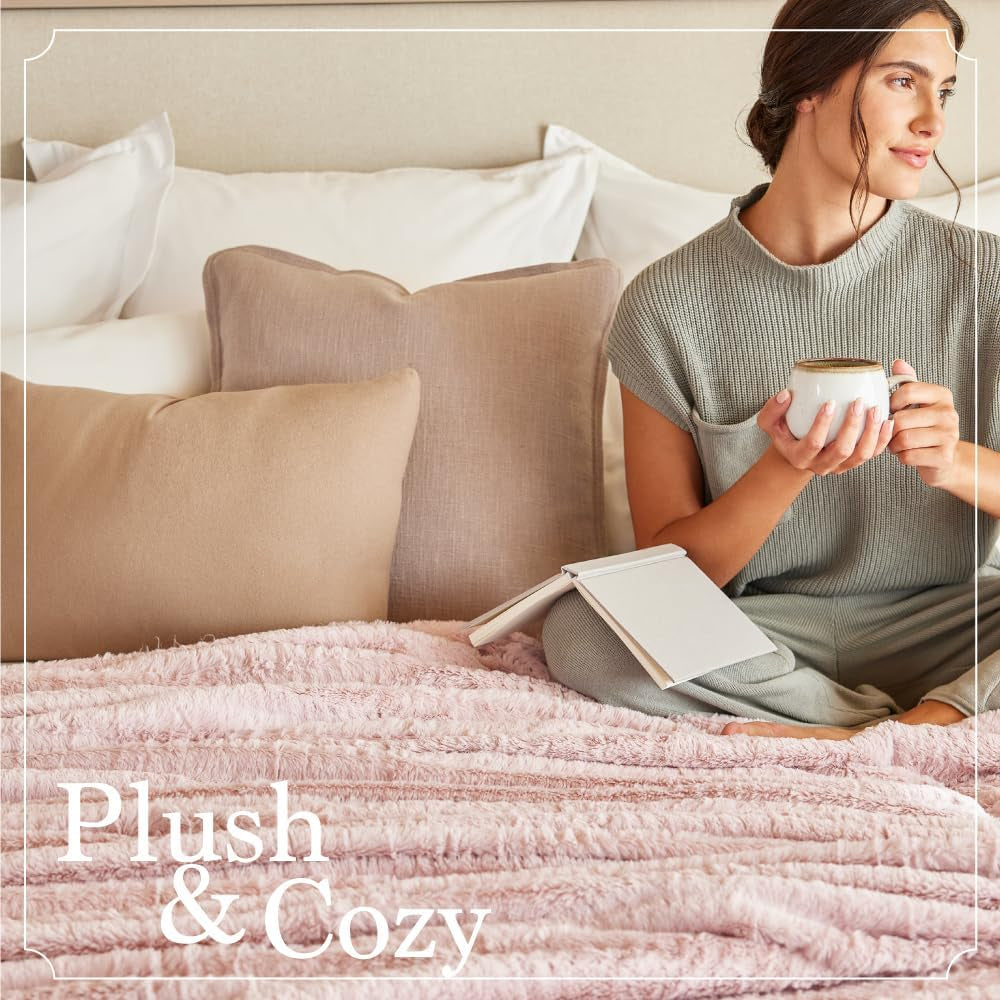 Cozy Dusty Rose Faux Fur & Sherpa Throw Blanket - Soft, Fluffy Decor for Couch & Bed, Perfect Gift for Women, 65x50 Inches