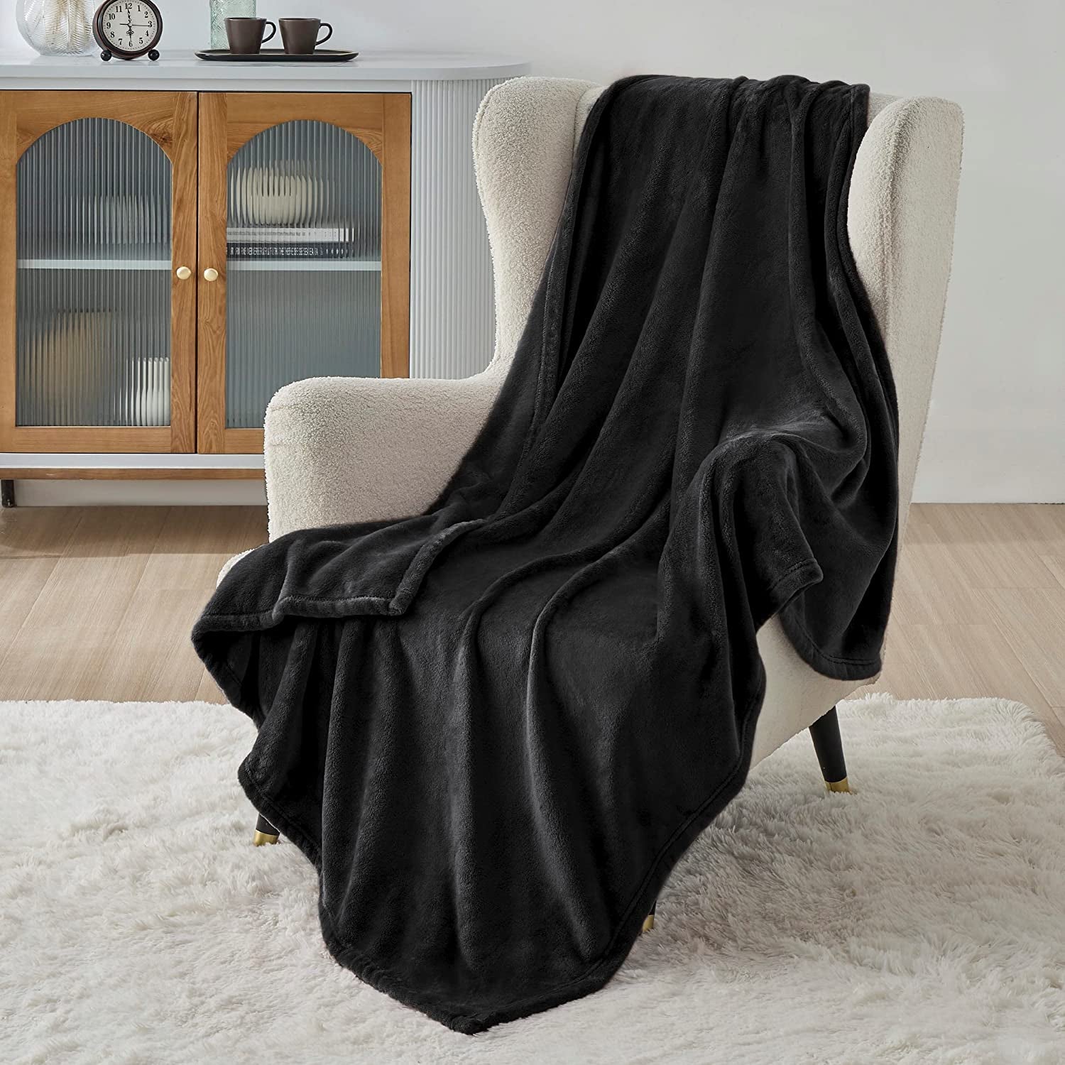 Gentlesoft Brown Fleece Throw Blanket - Ultra-Soft 300GSM Cozy Plush for Couch, Sofa, Bed - Lightweight 50x60 Inches Perfect for Toddlers