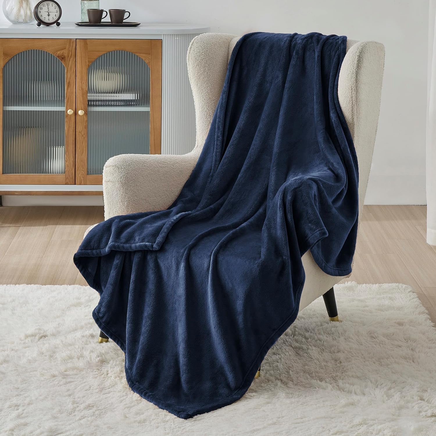 Gentlesoft Brown Fleece Throw Blanket - Ultra-Soft 300GSM Cozy Plush for Couch, Sofa, Bed - Lightweight 50x60 Inches Perfect for Toddlers