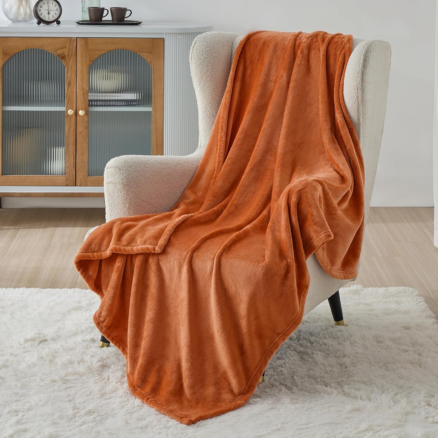 Gentlesoft Brown Fleece Throw Blanket - Ultra-Soft 300GSM Cozy Plush for Couch, Sofa, Bed - Lightweight 50x60 Inches Perfect for Toddlers