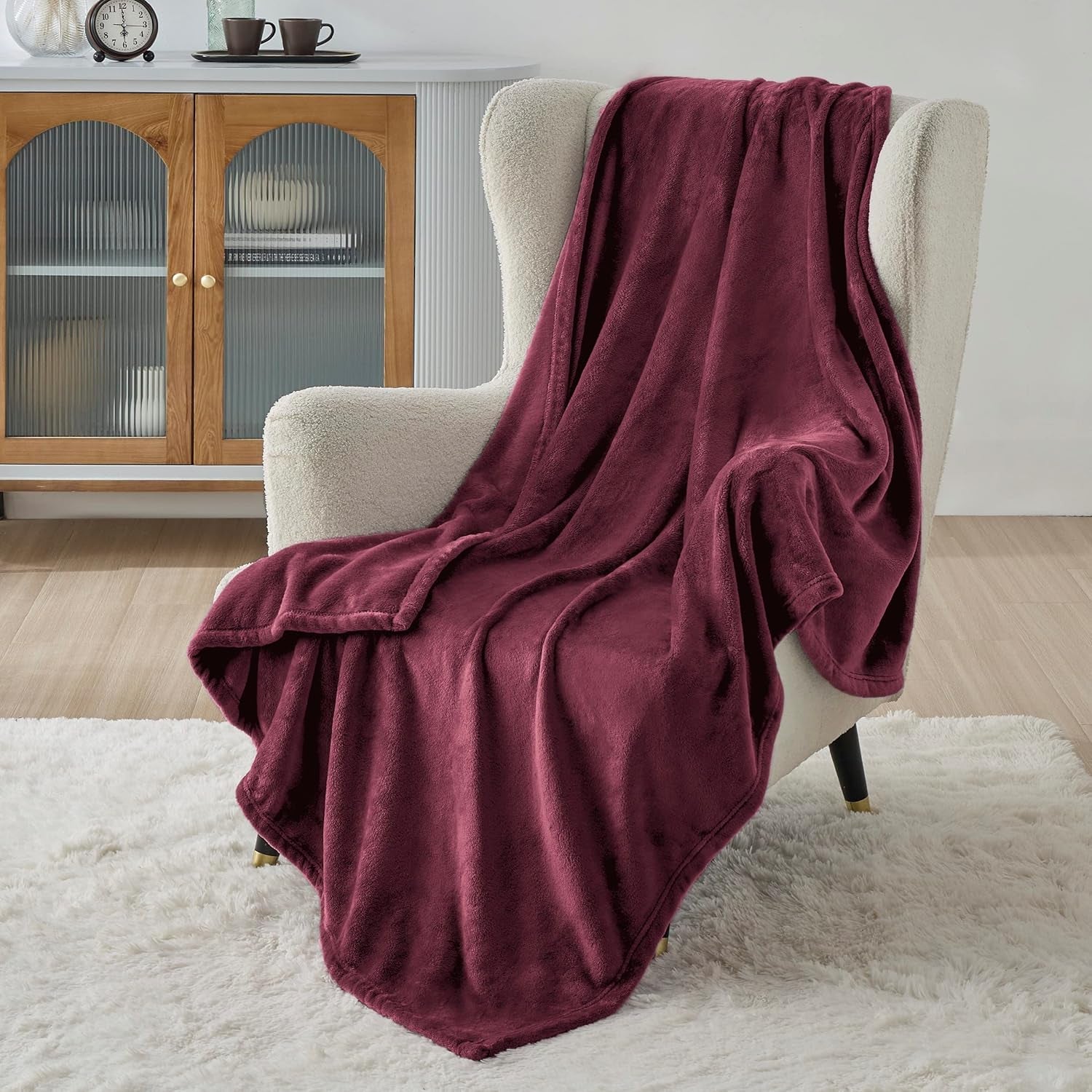 Gentlesoft Brown Fleece Throw Blanket - Ultra-Soft 300GSM Cozy Plush for Couch, Sofa, Bed - Lightweight 50x60 Inches Perfect for Toddlers