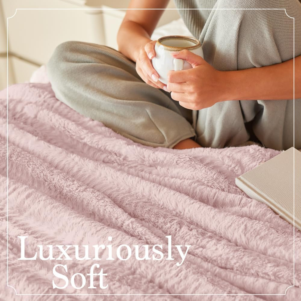 Cozy Dusty Rose Faux Fur & Sherpa Throw Blanket - Soft, Fluffy Decor for Couch & Bed, Perfect Gift for Women, 65x50 Inches