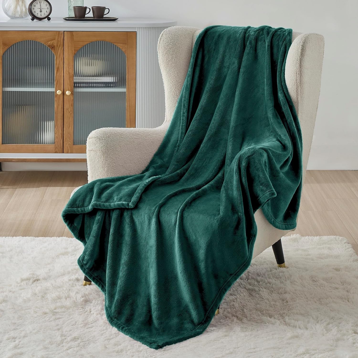 Gentlesoft Brown Fleece Throw Blanket - Ultra-Soft 300GSM Cozy Plush for Couch, Sofa, Bed - Lightweight 50x60 Inches Perfect for Toddlers